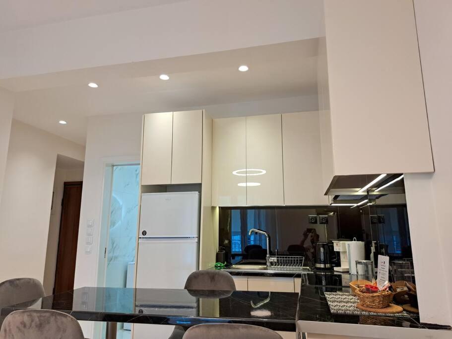 Luxury Suite Patras Exterior foto