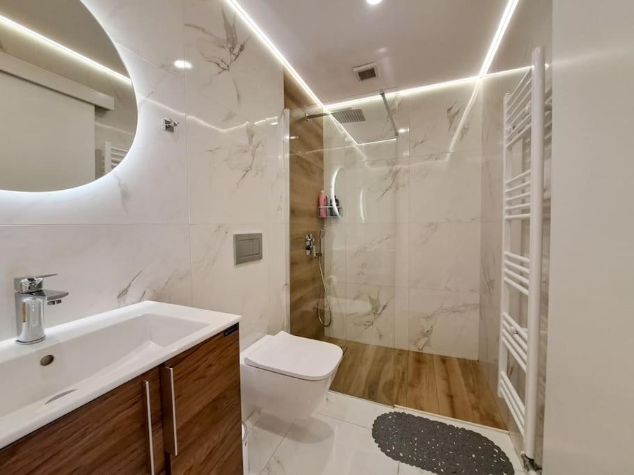 Luxury Suite Patras Exterior foto